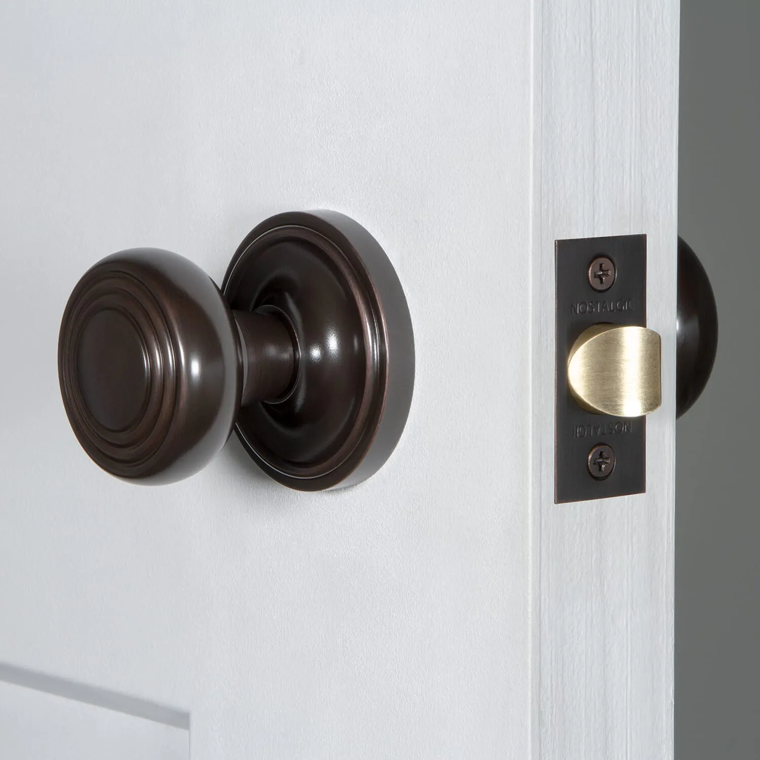 Classic Rosette with Deco Knob in Timeless Bronze