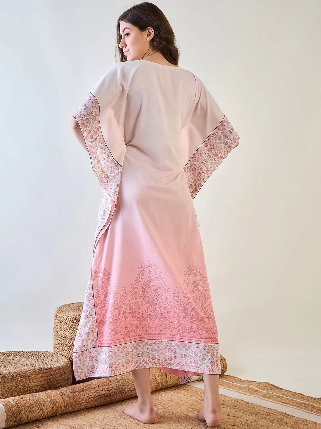 Elegant Pink Crepe Kaftan with Intricate Patterns