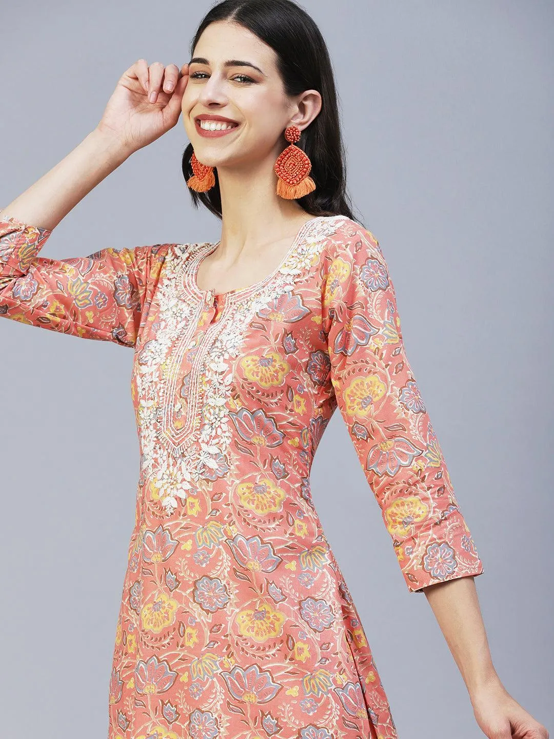 Floral Printed Resham Embroidered Kurta With Pants & Printed Dupatta - Peach