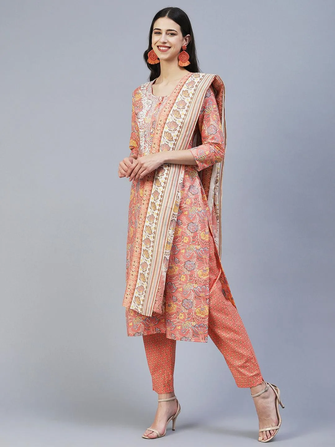 Floral Printed Resham Embroidered Kurta With Pants & Printed Dupatta - Peach