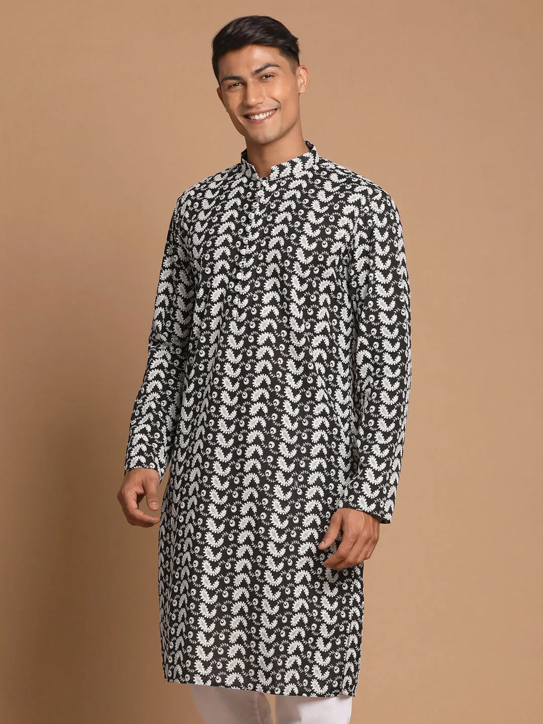 Jashvi Men Black Pure Cotton Chikankari Kurta