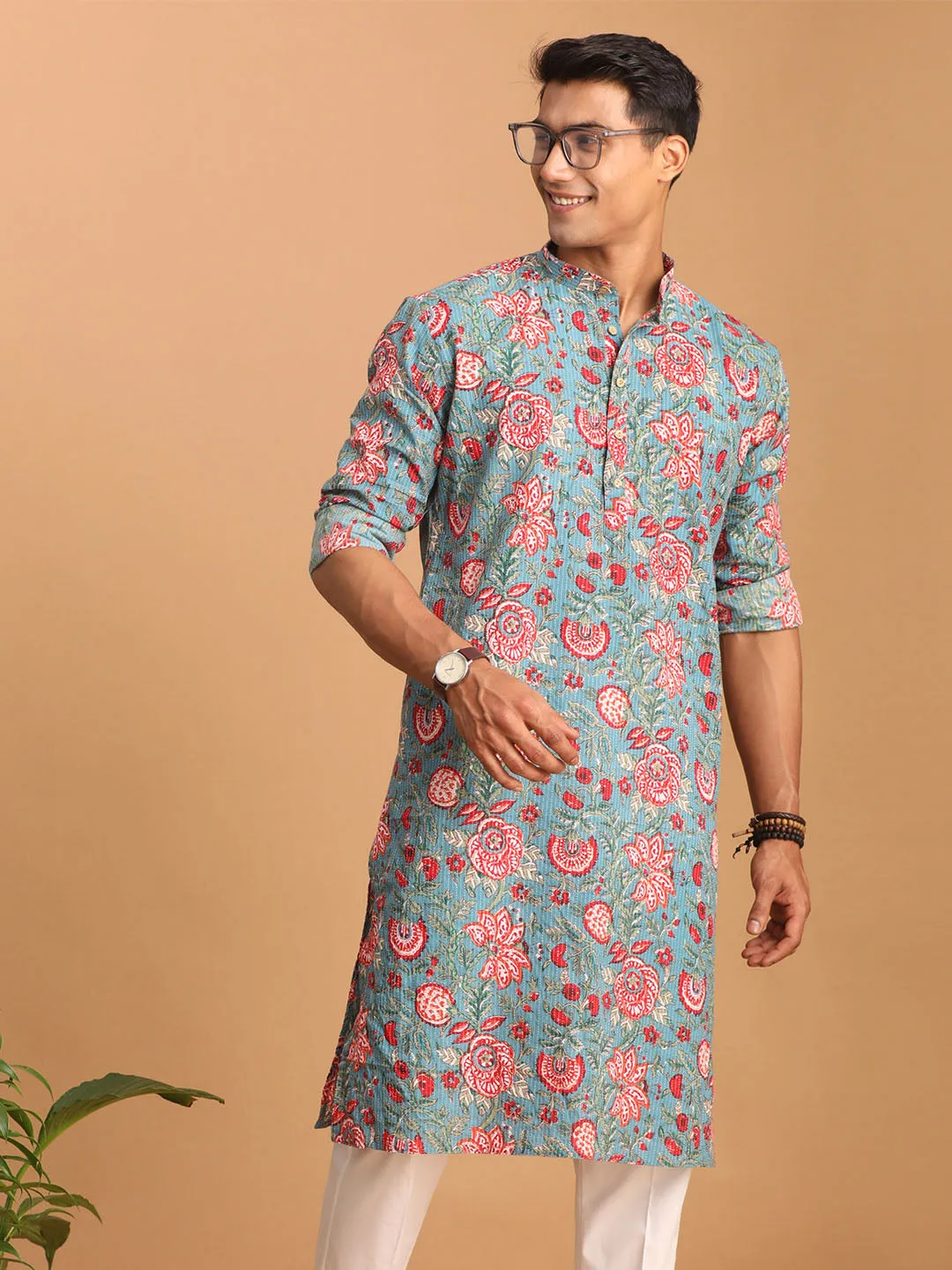 Jashvi Men's Blue And Red Floral Printed Cotton Kurta