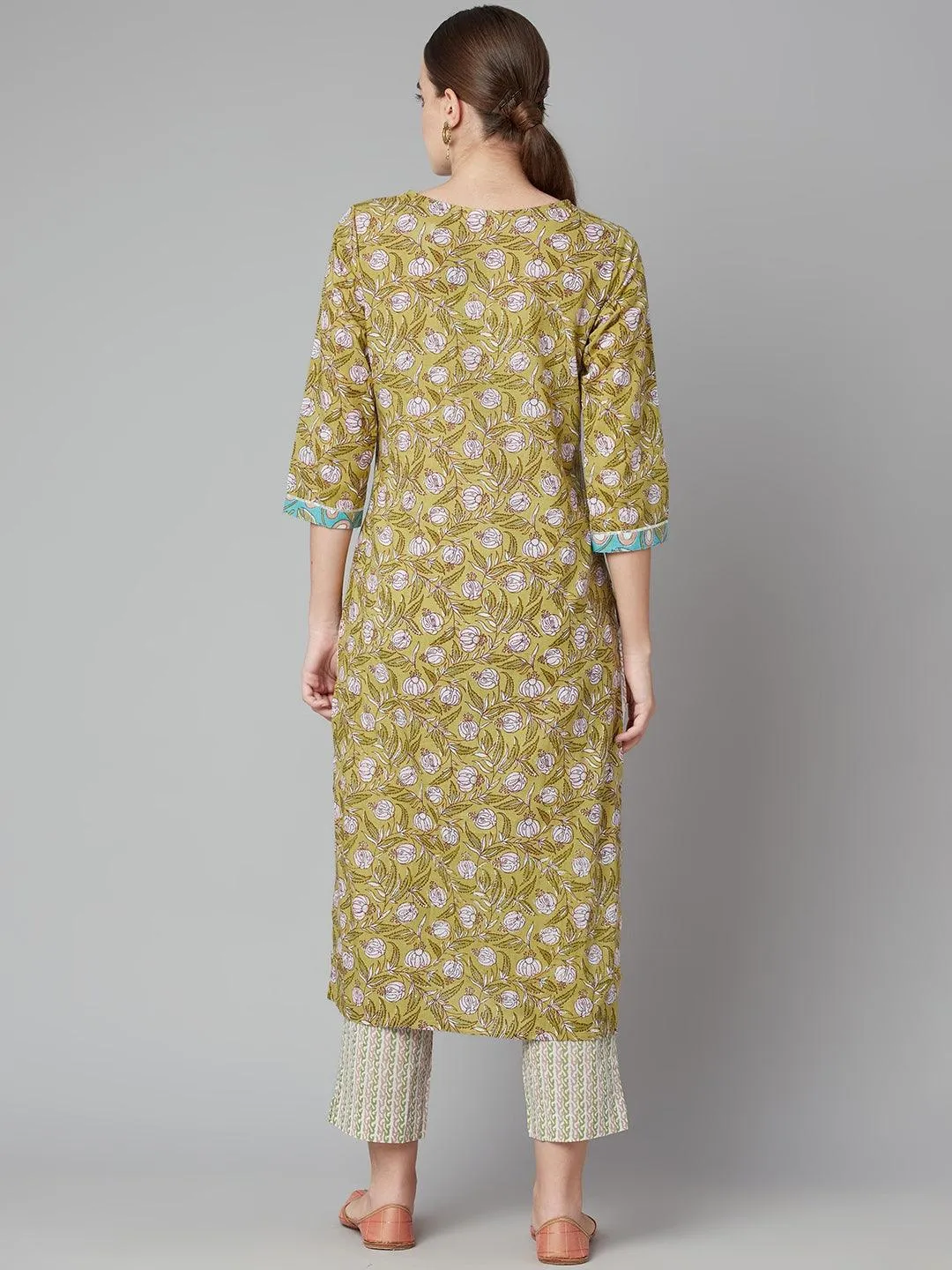 Jashvi Pastel green Floral Printed Cotton kurta Pant Set