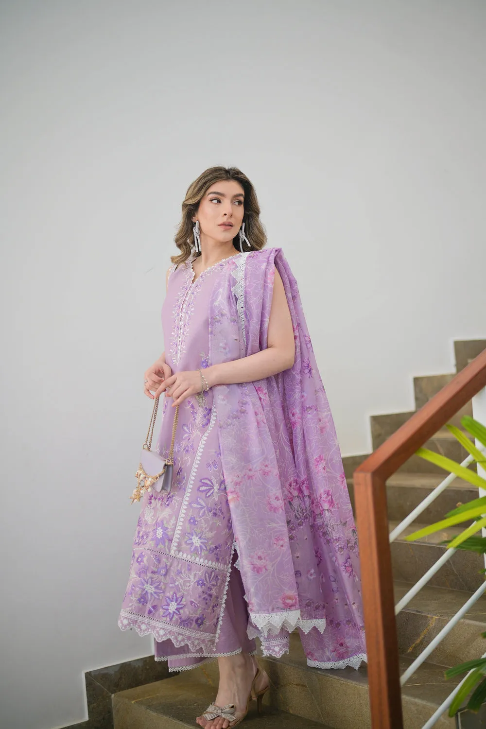 Luxury Lawn Vol 2 '24 - Lilac - Nel-24613