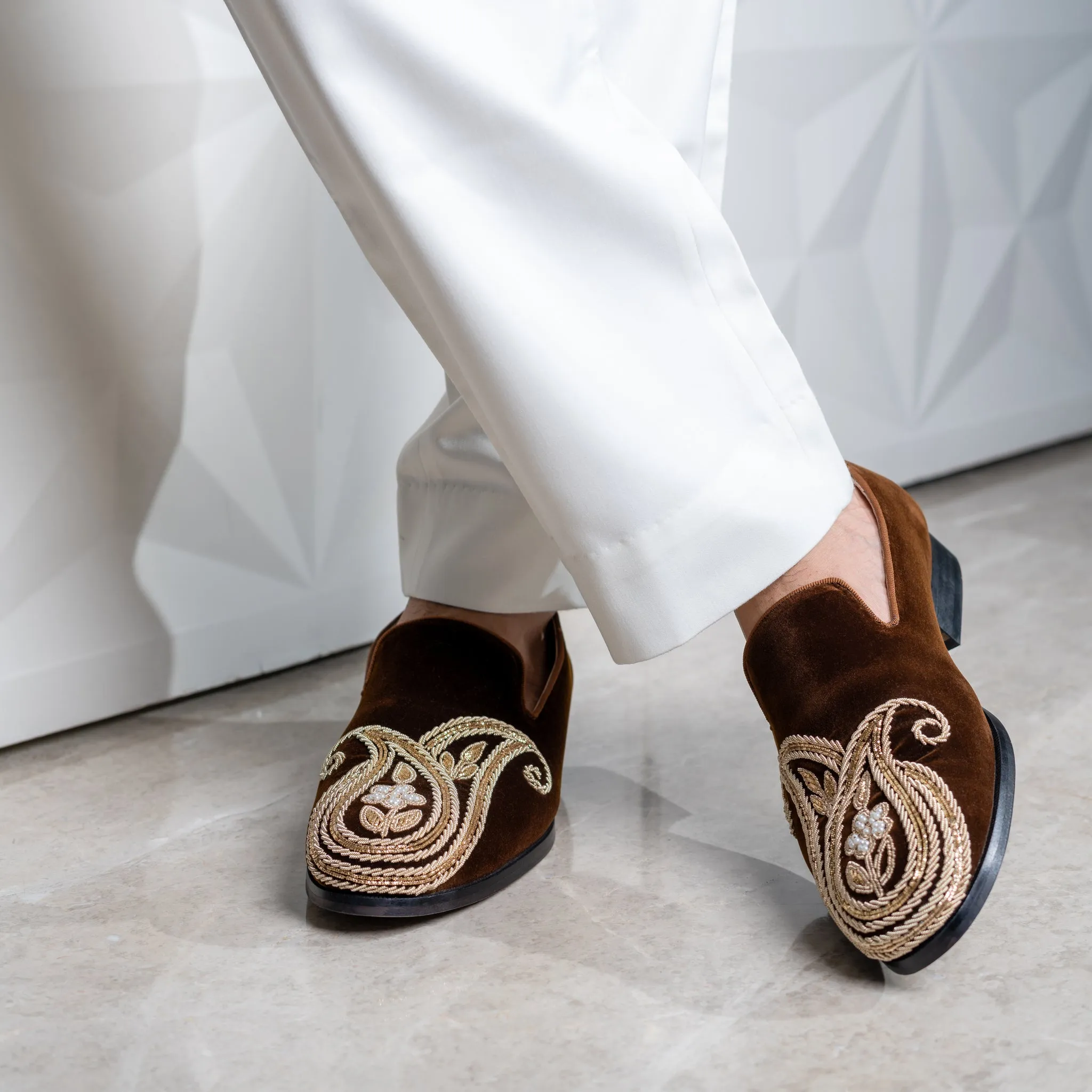 PAISELY EMBROIDERY SLIP-ONS-BROWN